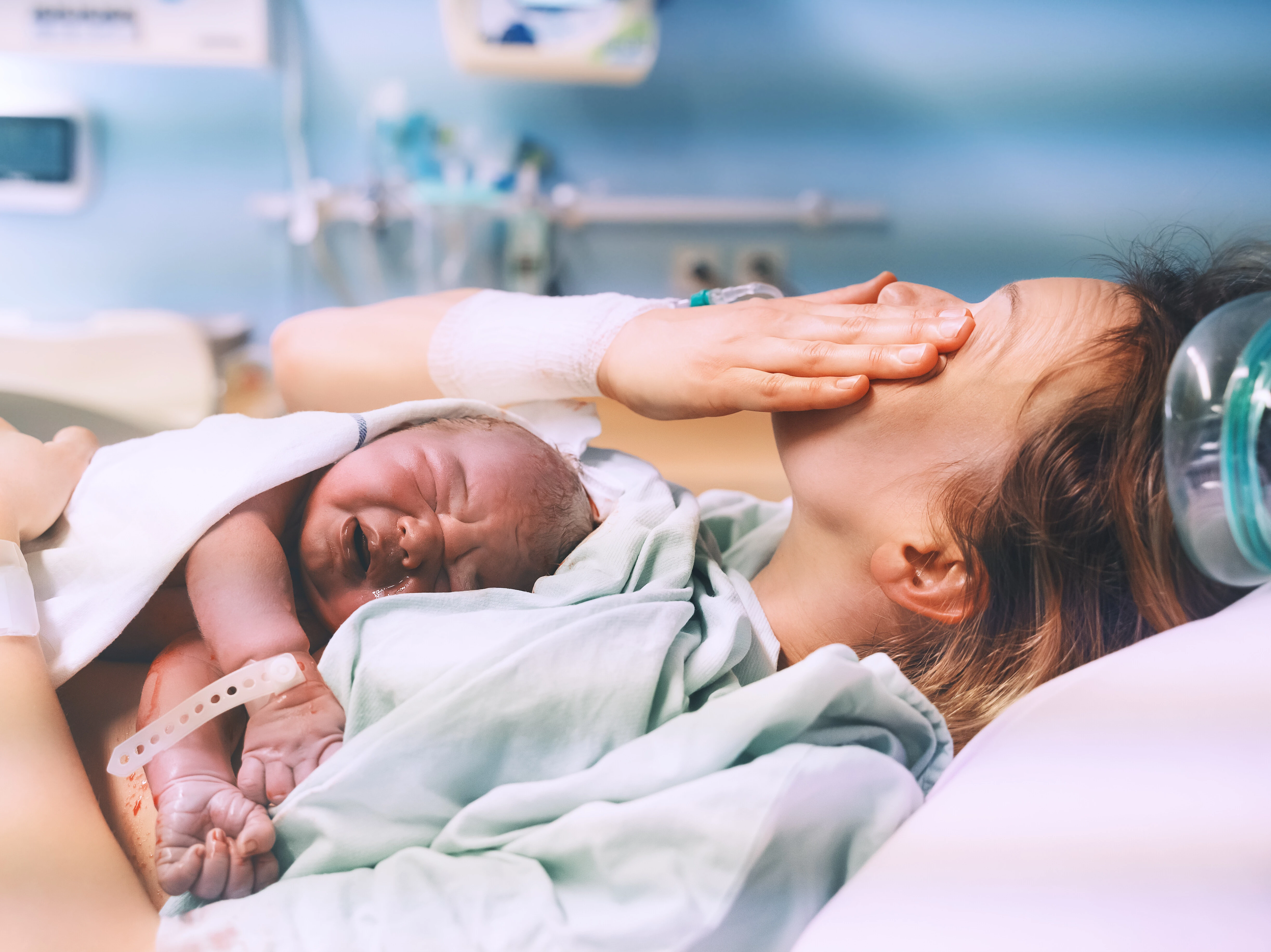 Kreißsaal und Schmerz­therapie: <em>Begleitung durch die Geburt</em>